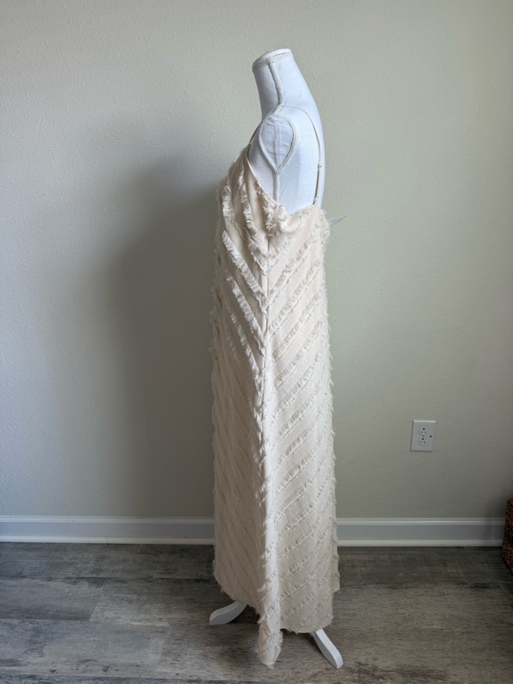 H&M Cream Textured Maxi Slip Dress - Picture 9 of 11